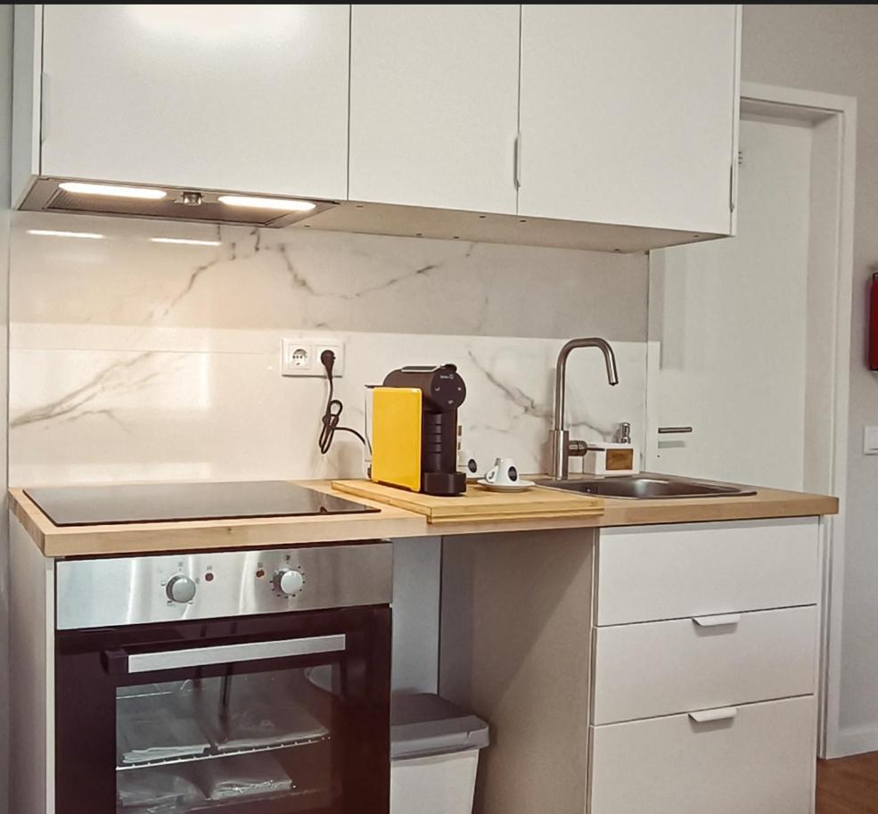 Alameda Apartments Трофа Екстериор снимка